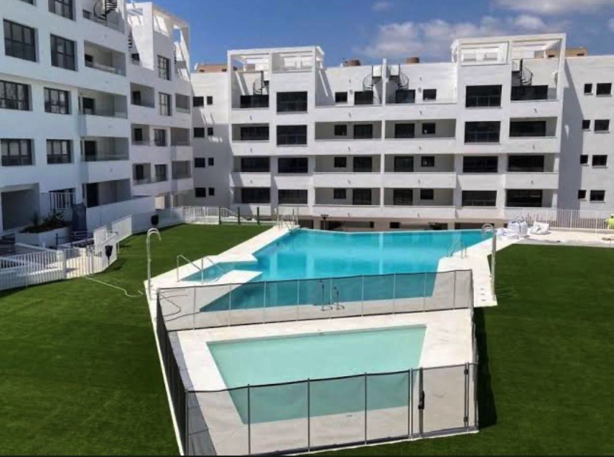 Apartamentos en Estepona №52305