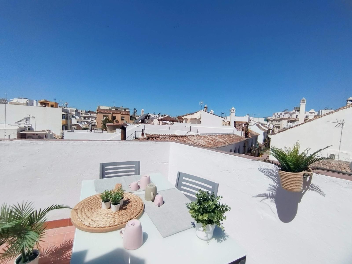 Villa in Estepona №52324