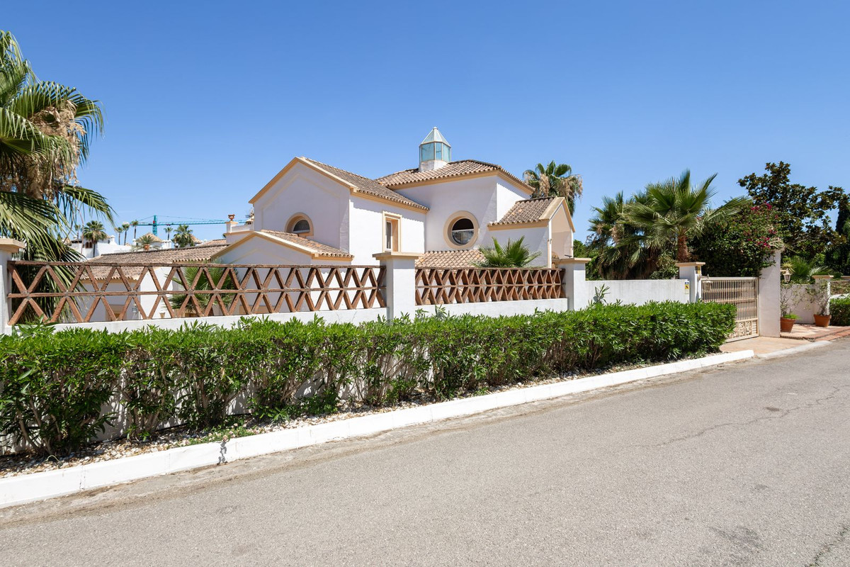 Villa en Malaga №52361