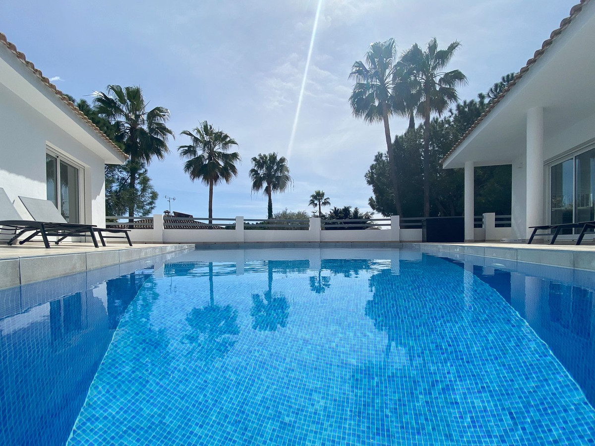Villa en Mijas №52362