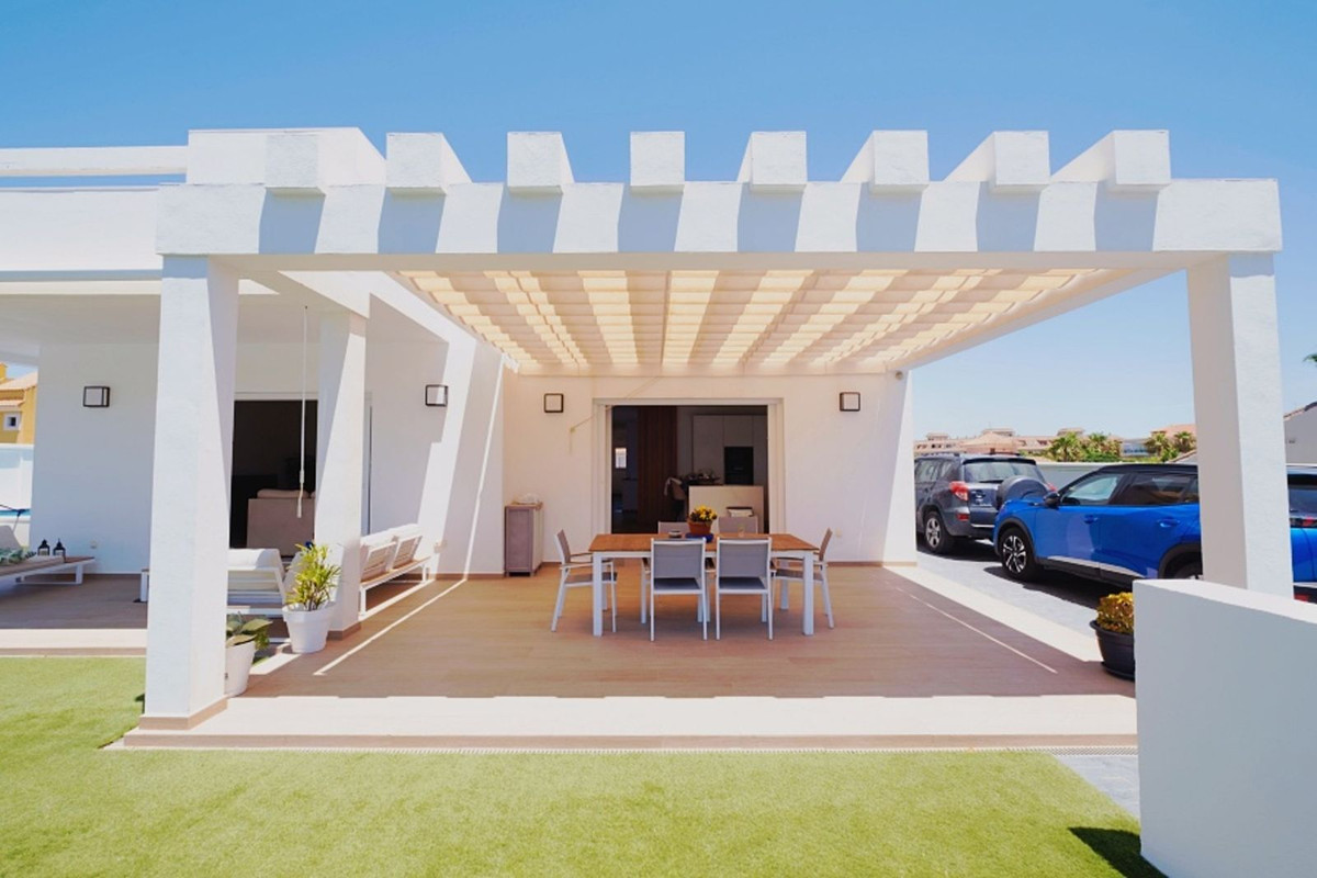 Villa en Manilva №52457