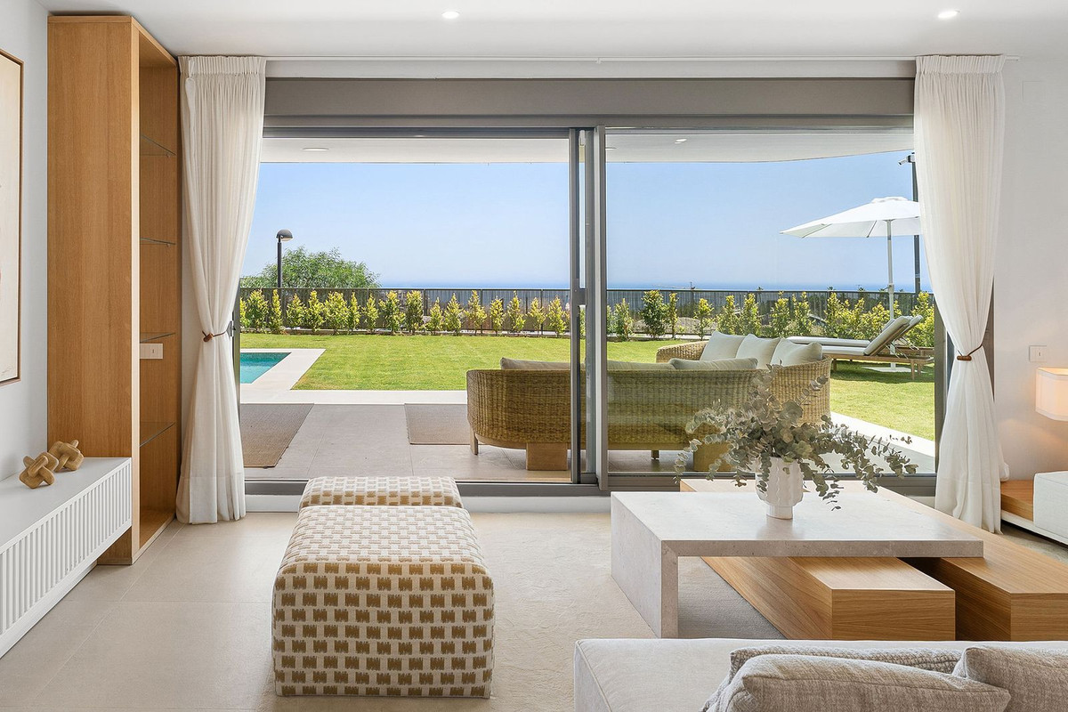 Apartamentos en Estepona №52460