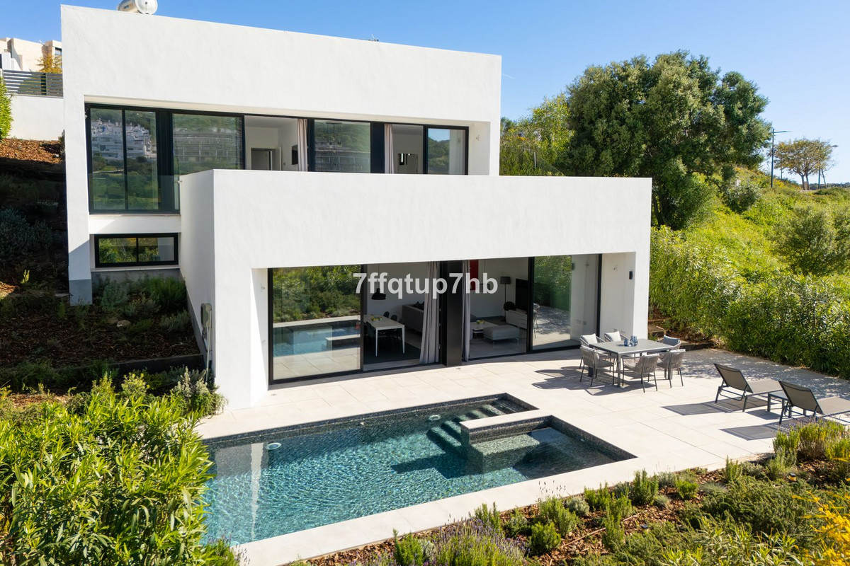 Villa en Estepona №52705