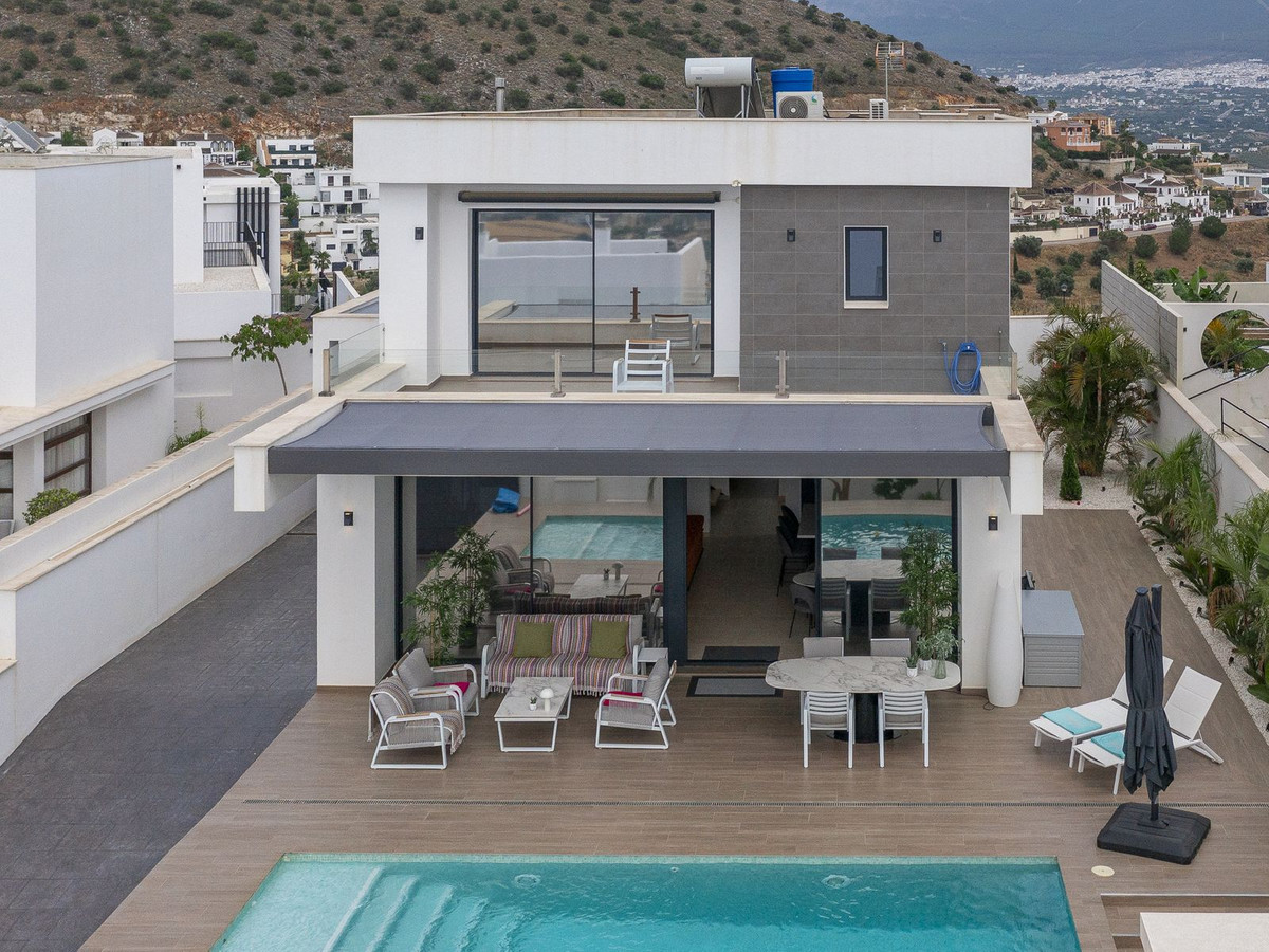 Villa en Malaga №52948