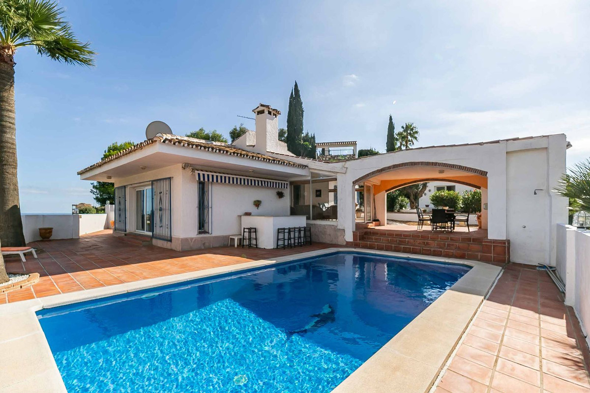 Villa en Mijas №52957