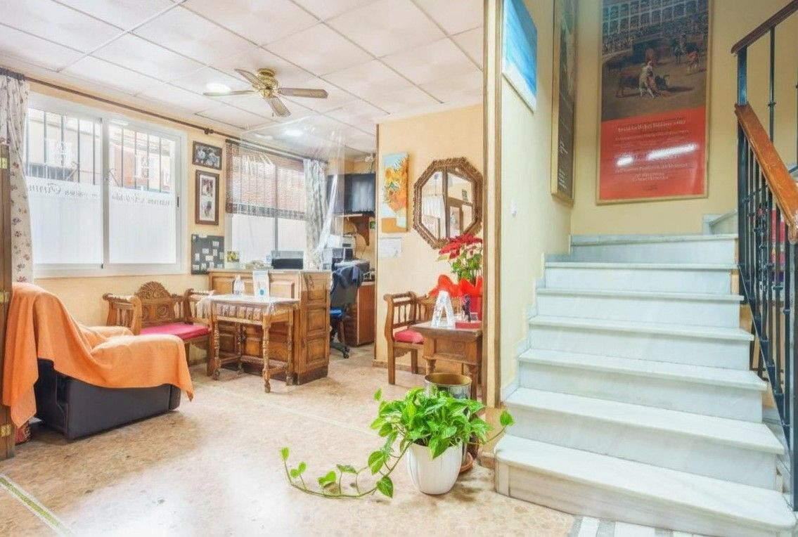 Commercial property in Malaga №53240