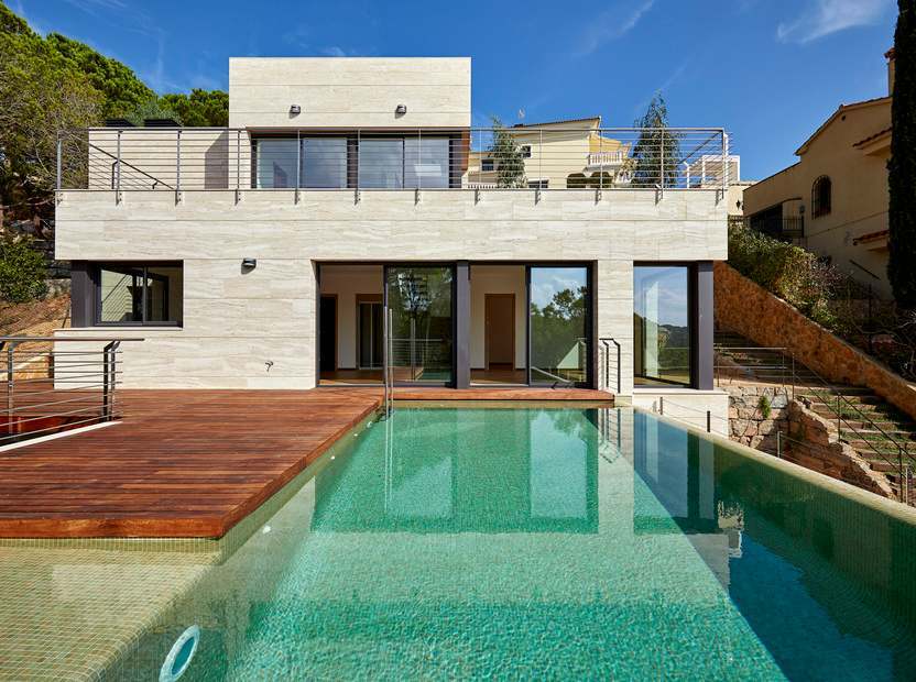 Агенция за недвижими имоти - Имоти Премиер - имот - 1224608, Цена: 1800000 EUR