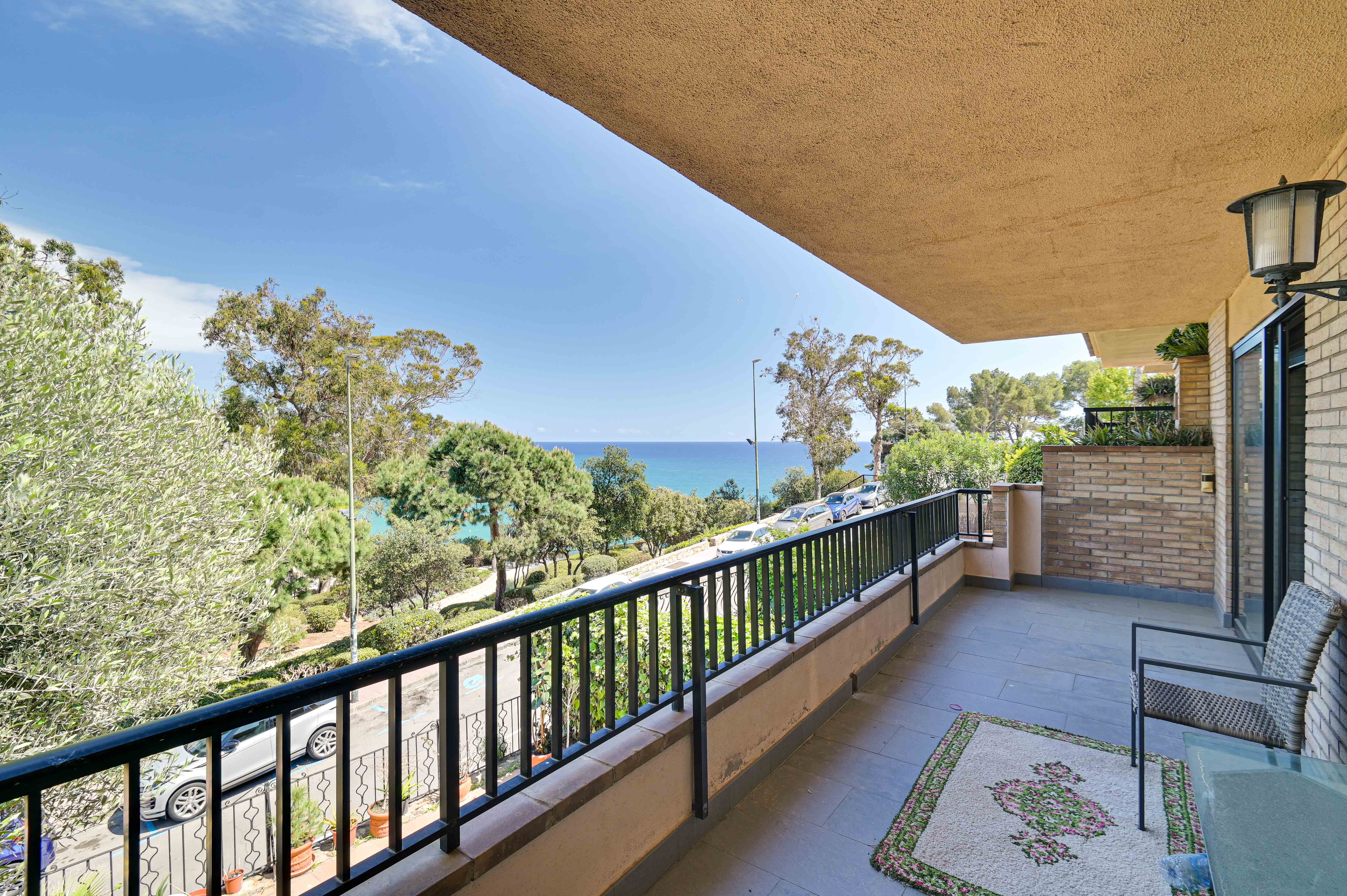 Townhouse in Lloret de Mar №18076